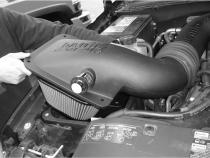 Ram-Air Cold-Air Intake System Dry Filter 04.5-05 Chevy/GMC 6.6L LLY Banks Power